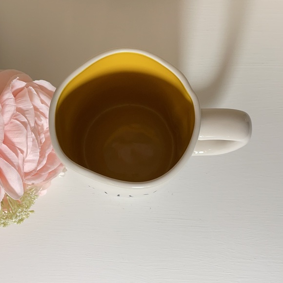 NWT Rae Dunn BUSY BEE Mug - Picture 2 of 4